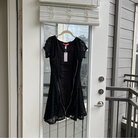 VO-Coquette Crochet Eyelet Zip Front Black Wedding Guest Small Dress - Picture 4 of 8